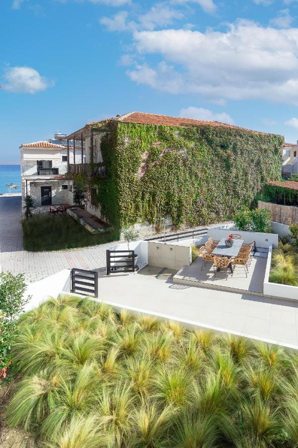 Araliki Suites بوليخرونو المظهر الخارجي الصورة