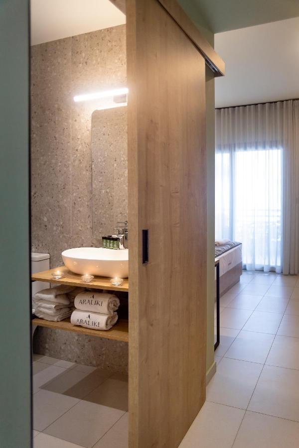 Araliki Suites بوليخرونو المظهر الخارجي الصورة