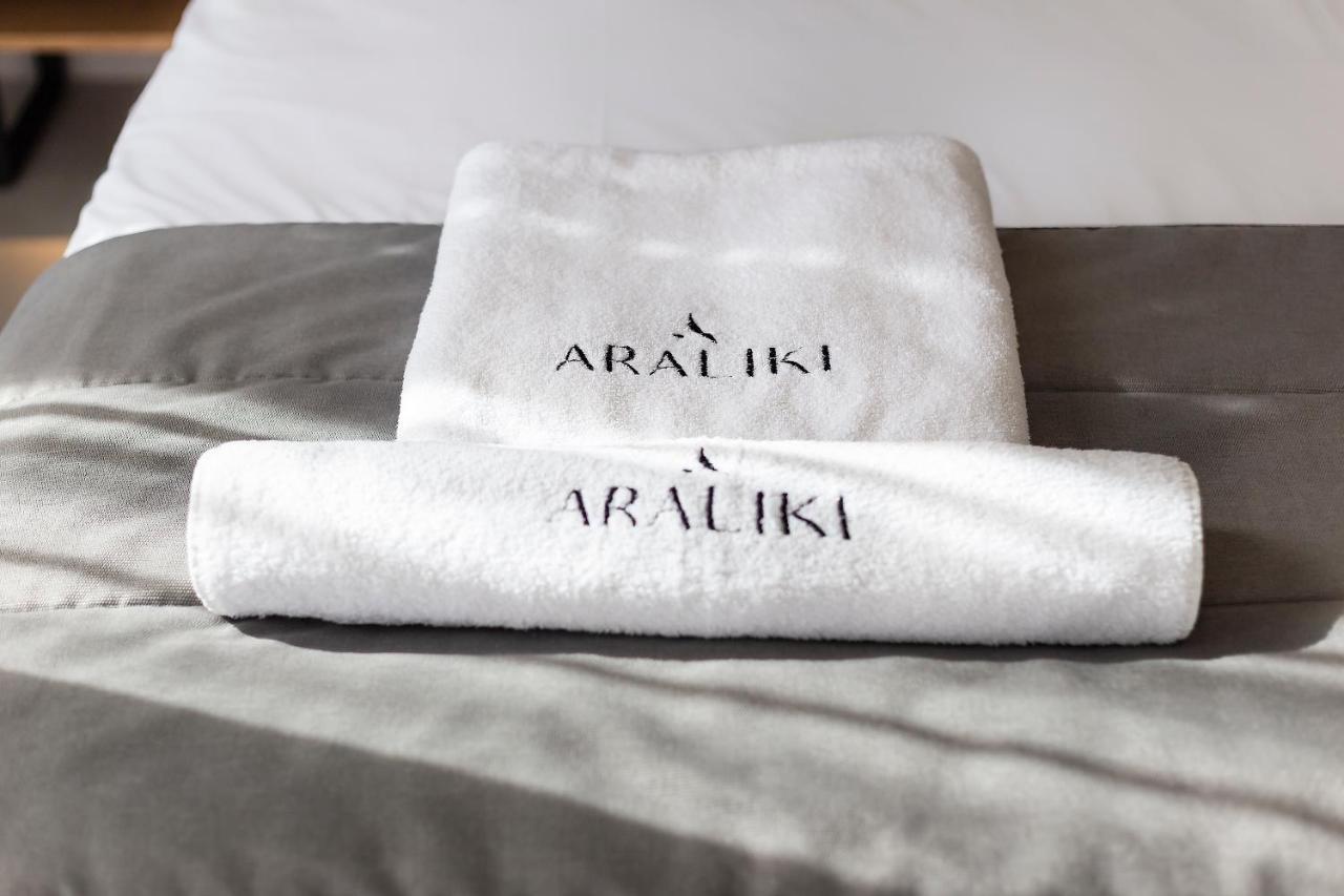 Araliki Suites بوليخرونو المظهر الخارجي الصورة
