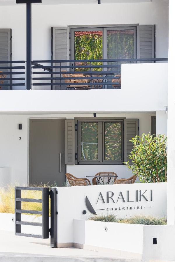 Araliki Suites بوليخرونو المظهر الخارجي الصورة