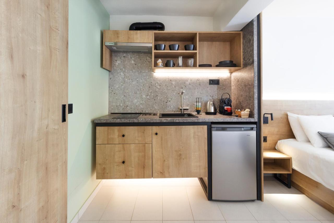 Araliki Suites بوليخرونو المظهر الخارجي الصورة